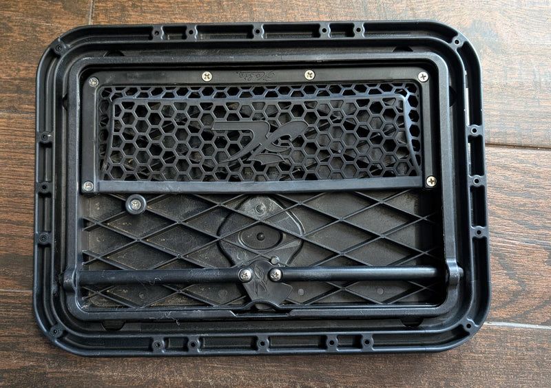 Hobie Rectangular Twist and Seal Hatch - Used/Salvaged